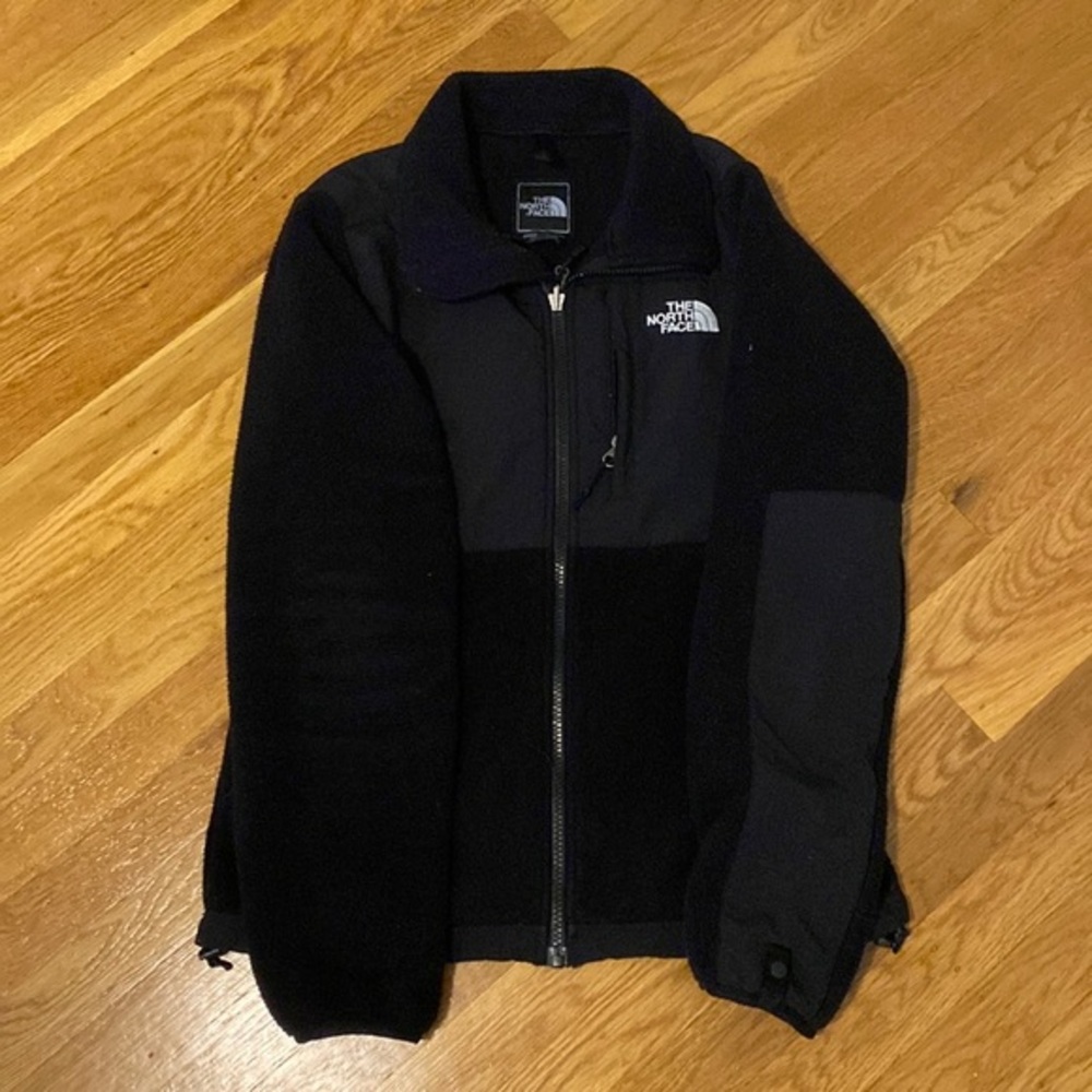 Women’s North Face denali jacket